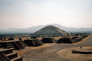 15.12.1995 - Pirámide del Sol
