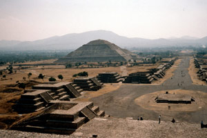 15.12.1995 - Pirámide del Sol