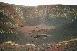 13-06-04 - Etna - at the extinct krater Monte Silvestri