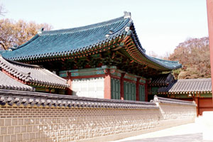 21.11.2009 - Chang Deok Gung Palast: das Blaue Haus (Regierungssitz)