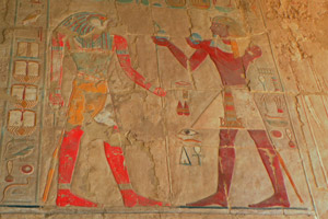 20.02.2013 - Reliefs im Stufentempel der Hatschepsut, der Pharaonin
