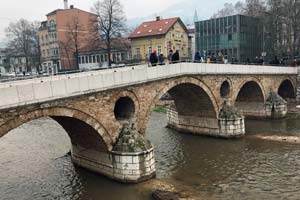 27.12.2018 - Lateinerbrücke über den Fluß Miljacka