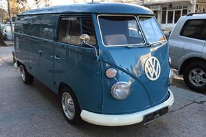 29-12-18 - Old VW Bulli nice decorated